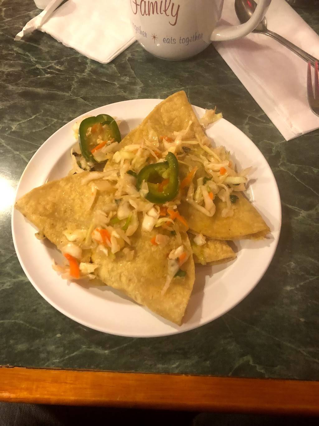 El Conde S.A | restaurant | 5141 S Kedzie Ave, Chicago, IL 60632, USA | 7734342539 OR +1 773-434-2539