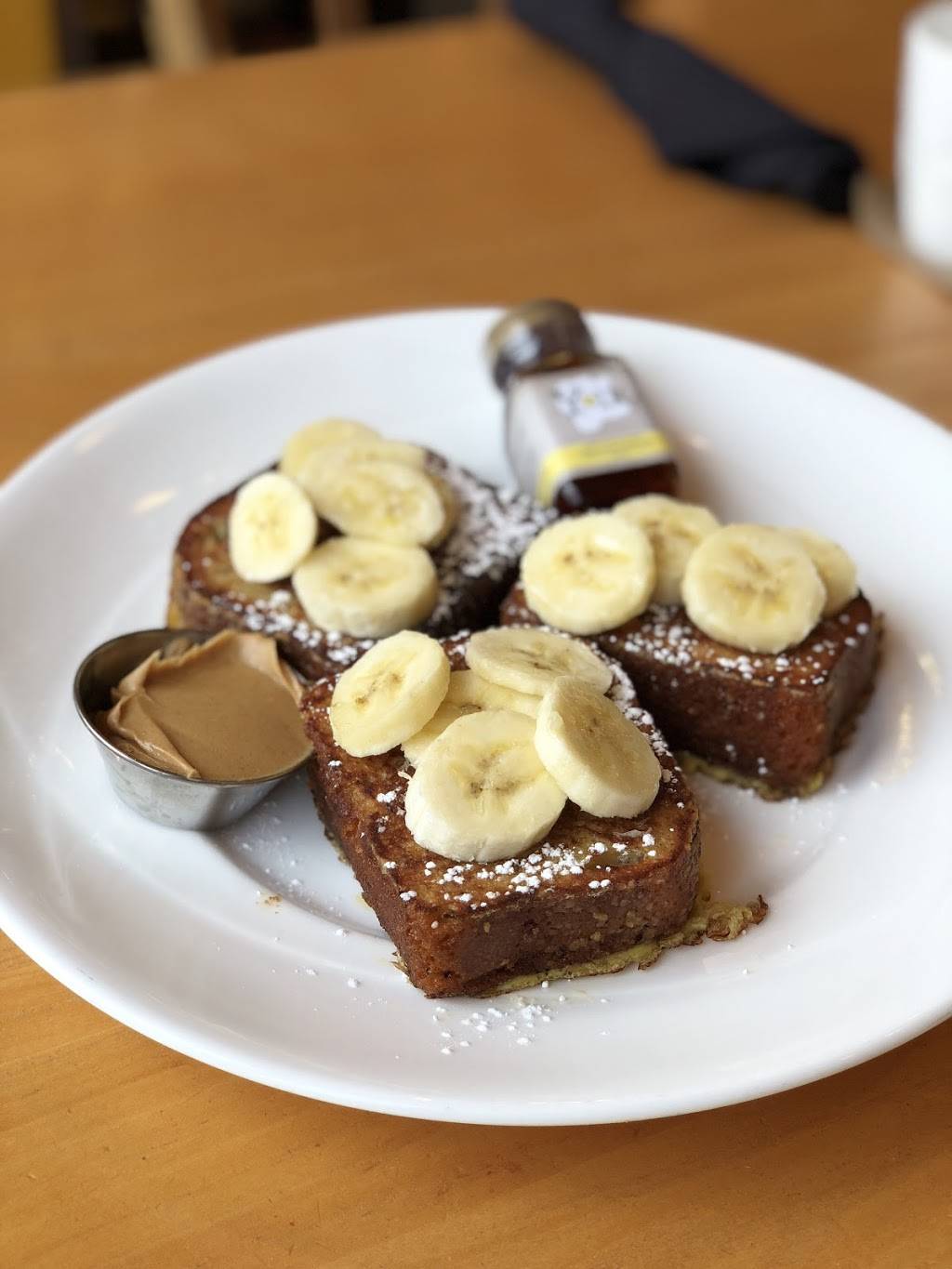 Yolk - Lincoln Park | cafe | 1504 N Fremont St Suite A, Chicago, IL 60642, USA | 7733823448 OR +1 773-382-3448