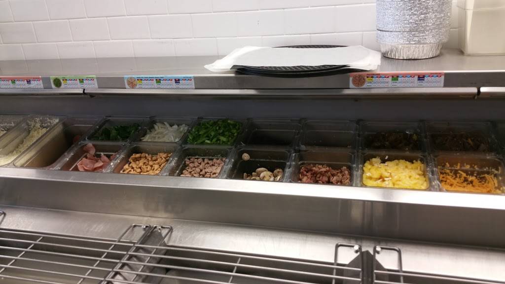 Dominos Pizza | meal delivery | 1101 W Main St, League City, TX 77573, USA | 2813321881 OR +1 281-332-1881