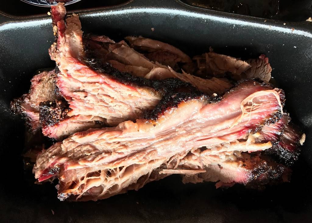 Sweet Lucys Smokehouse | restaurant | 7500 State Rd, Philadelphia, PA 19136, USA | 2153339663 OR +1 215-333-9663