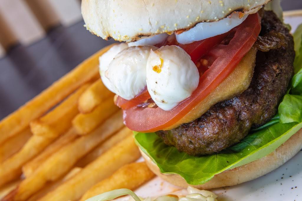 Mondo Brasserie | restaurant | 1405 Boulevard Michèle-Bohec local 101, Blainville, QC J7C 5L4, Canada | 4504301222 OR +1 450-430-1222