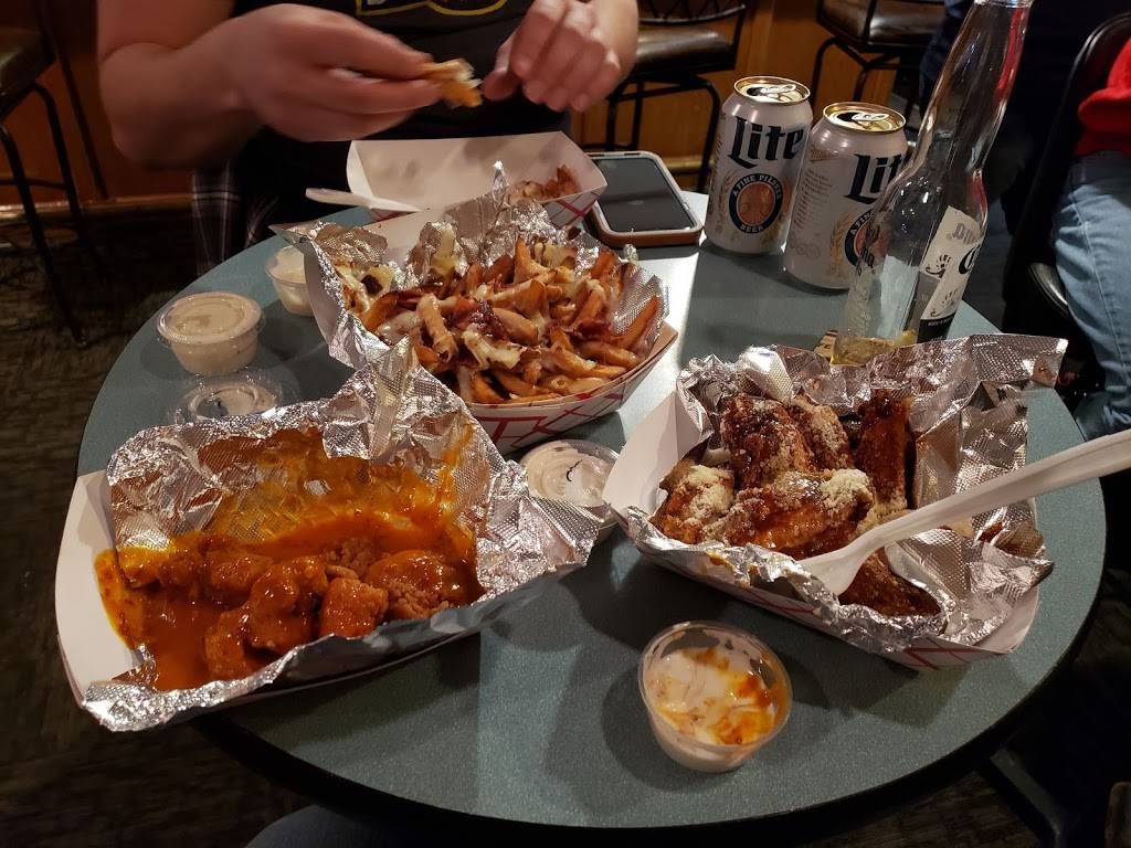 Big Shot Bobs House of Wings - Wheeling | restaurant | 753 Main St, Wheeling, WV 26003, USA | 3049056947 OR +1 304-905-6947