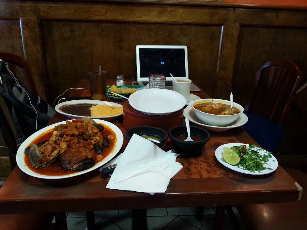 El Costeno Restaurant | restaurant | 316 Suydam St, New Brunswick, NJ 08901, USA | 7329930555 OR +1 732-993-0555