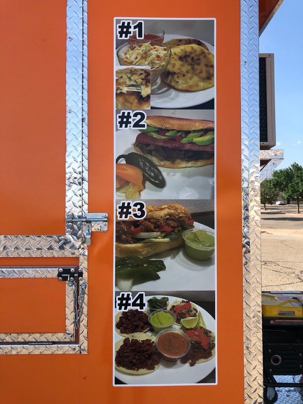 Yarling’s Pupuseria | restaurant | 4501 4th St NW Suite G-2, Albuquerque, NM 87107, USA | 5053197129 OR +1 505-319-7129