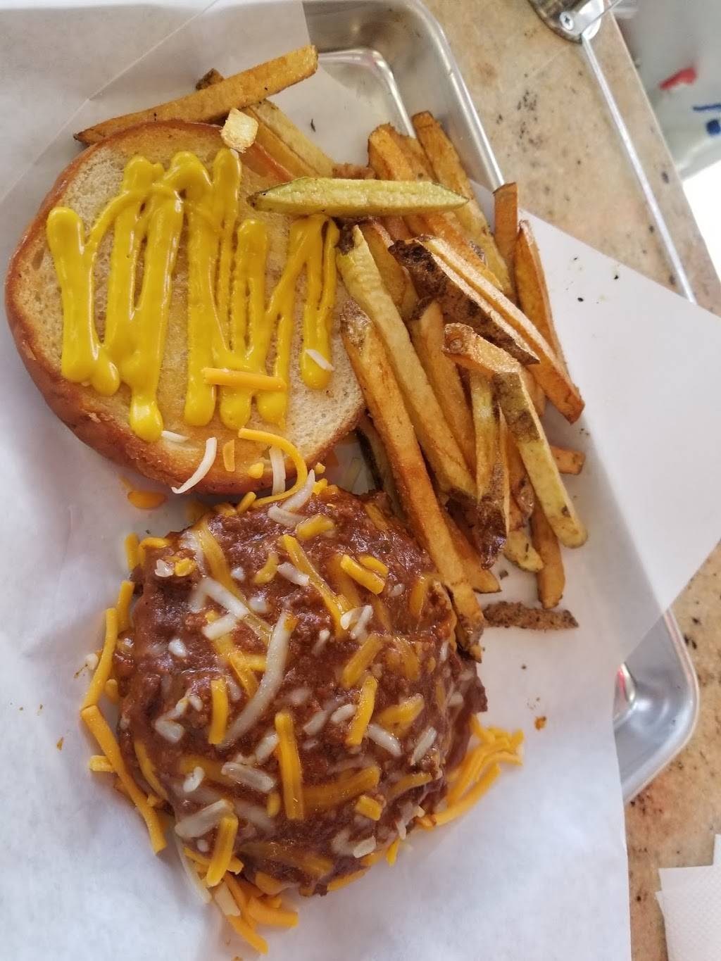 Big Mouth Burgers | restaurant | 1323 W Clarendon Dr, Dallas, TX 75208, USA | 4692060824 OR +1 469-206-0824