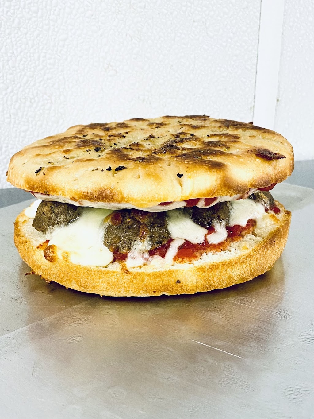 Togos Kitchen Pizza | restaurant | 749 Shadowridge Dr, Vista, CA 92083, USA | 7605977036 OR +1 760-597-7036