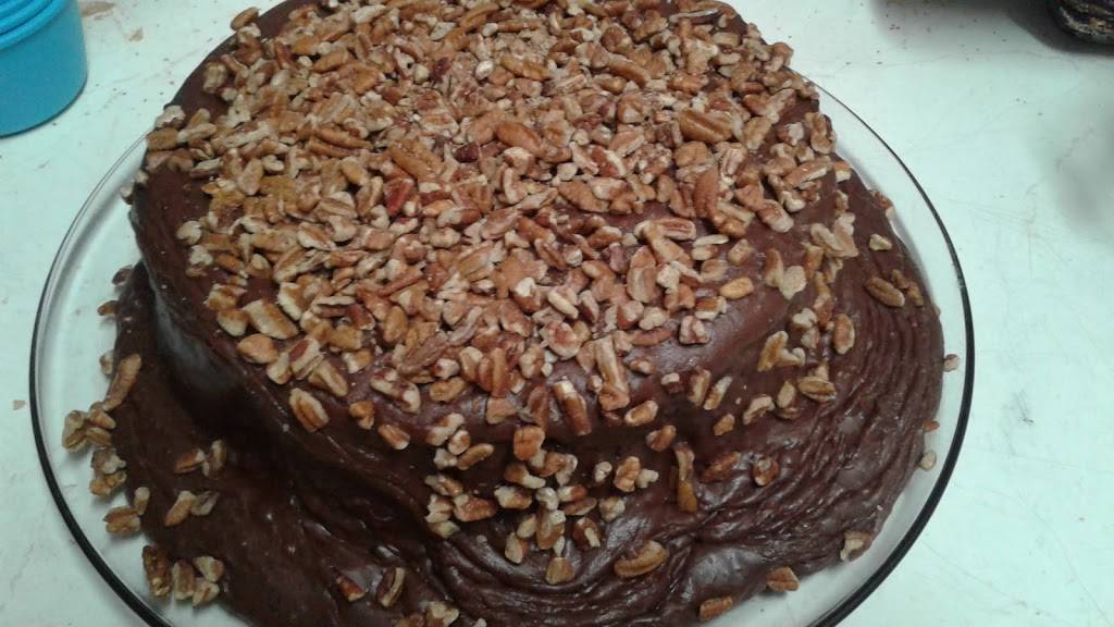 Heart Line Restaurant | restaurant | 2304 South Boston Rd, Danville, VA 24540, USA | 4347992070 OR +1 434-799-2070