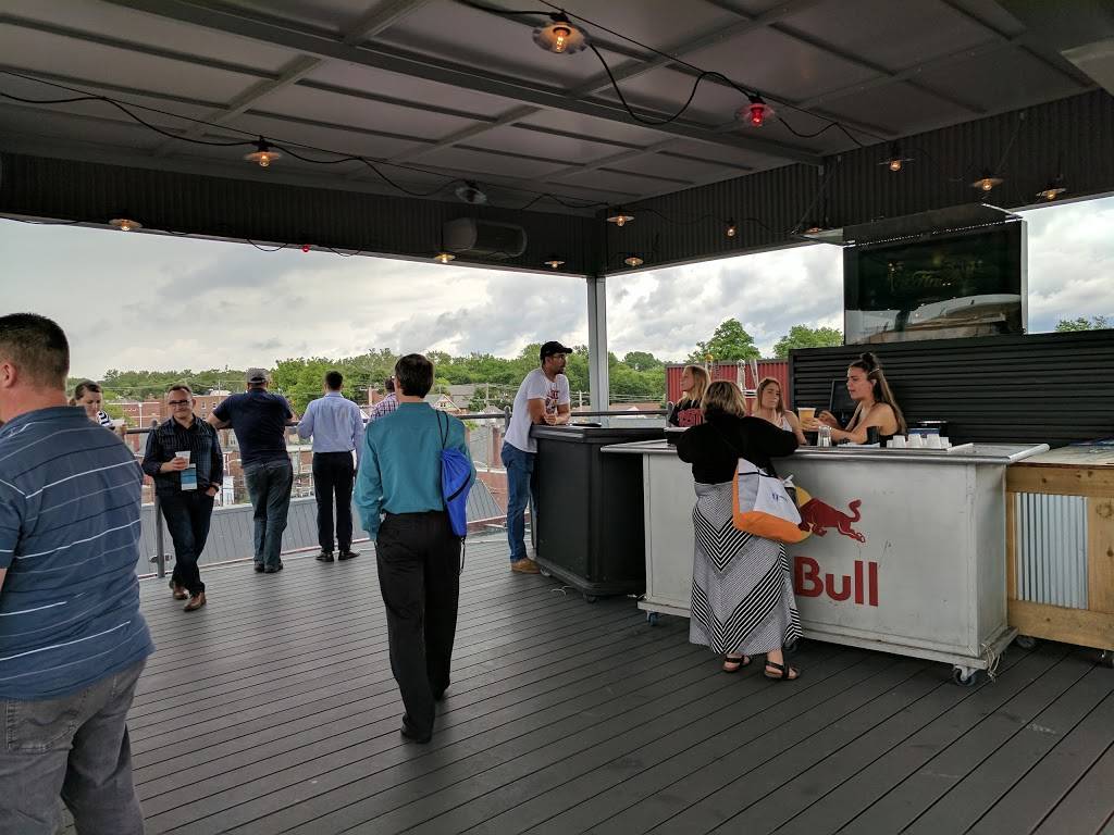 The Big Bar & Grill | restaurant | 1716 N High St, Columbus, OH 43201, USA | 6142941800 OR +1 614-294-1800