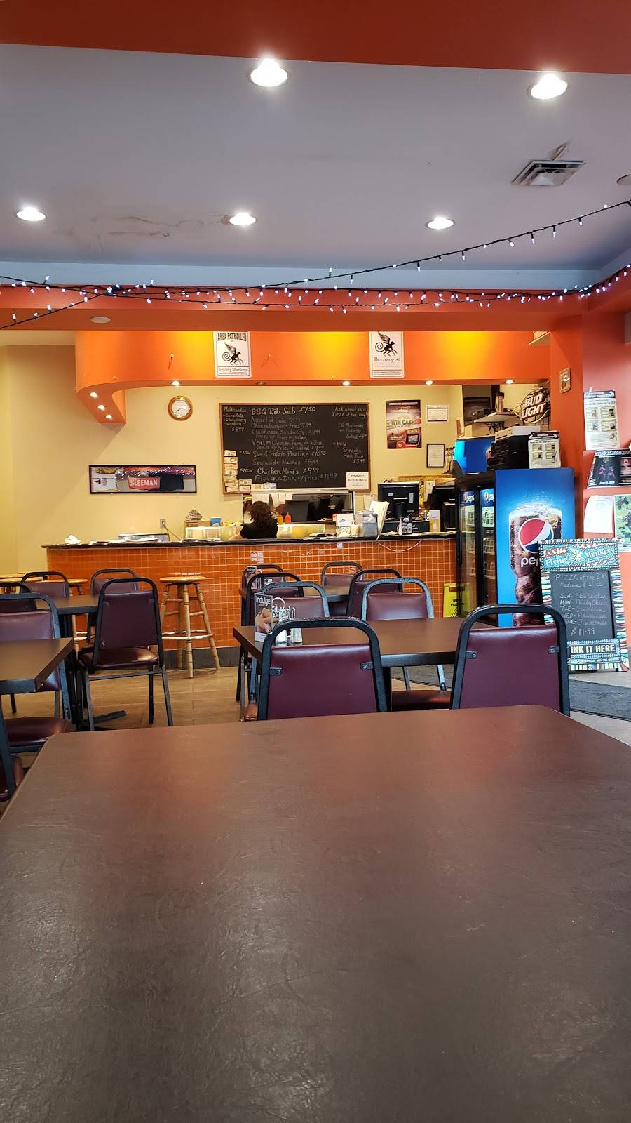 Southside Pizzeria & Co. | restaurant | 25 Lansdowne St, Peterborough, ON K9J 1X8, Canada | 7057486120 OR +1 705-748-6120