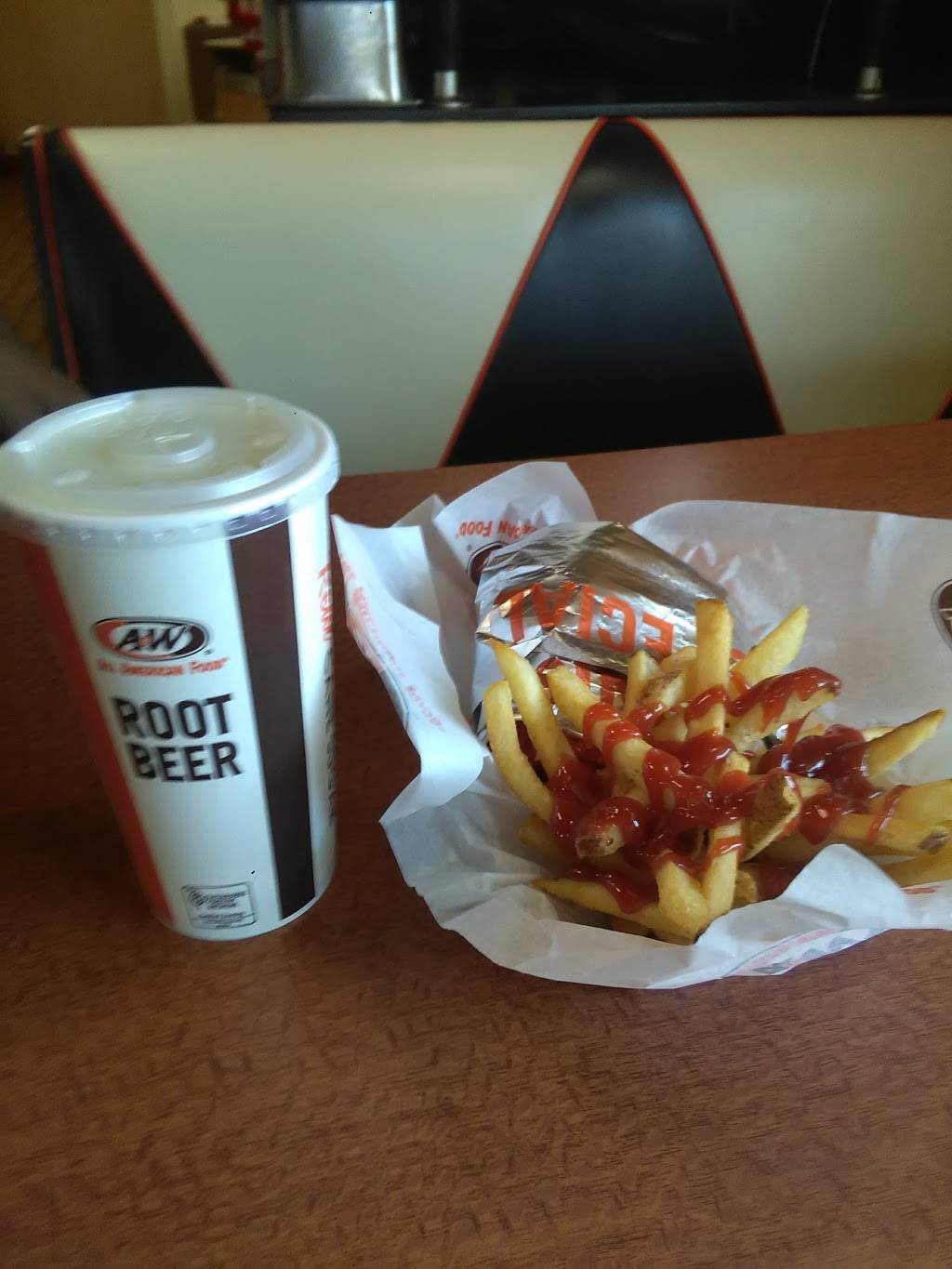 A&W | restaurant | 2624 Midway Rd, Carrollton, TX 75006, USA | 2144314722 OR +1 214-431-4722