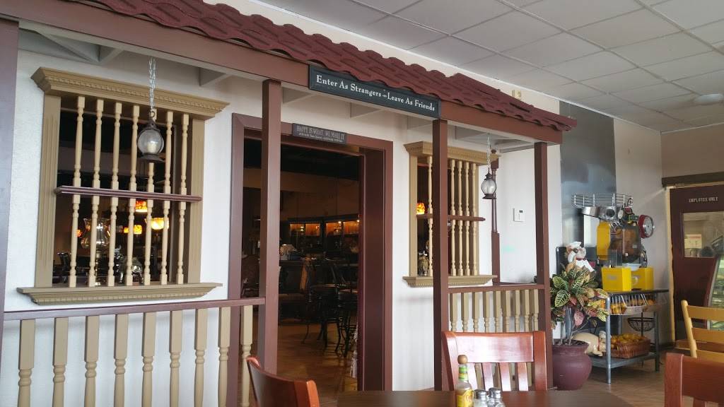 Cafe Caobana | restaurant | 73 S Semoran Blvd, Orlando, FL 32807, USA | 4072439140 OR +1 407-243-9140