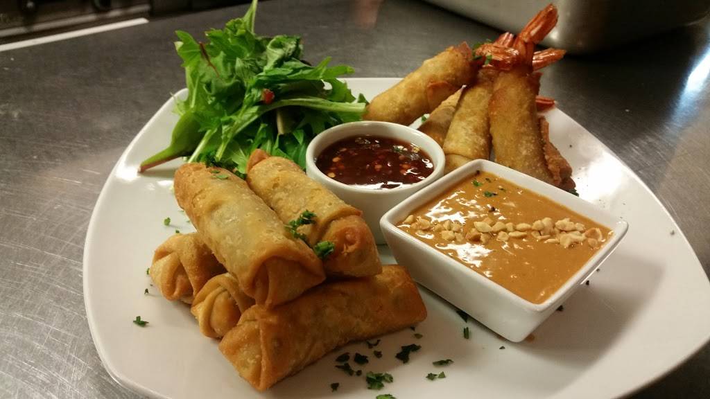 AJs On The Green Bar & Restaurant | night club | 36200 Date Palm Dr, Cathedral City, CA 92234, USA | 7602021111 OR +1 760-202-1111