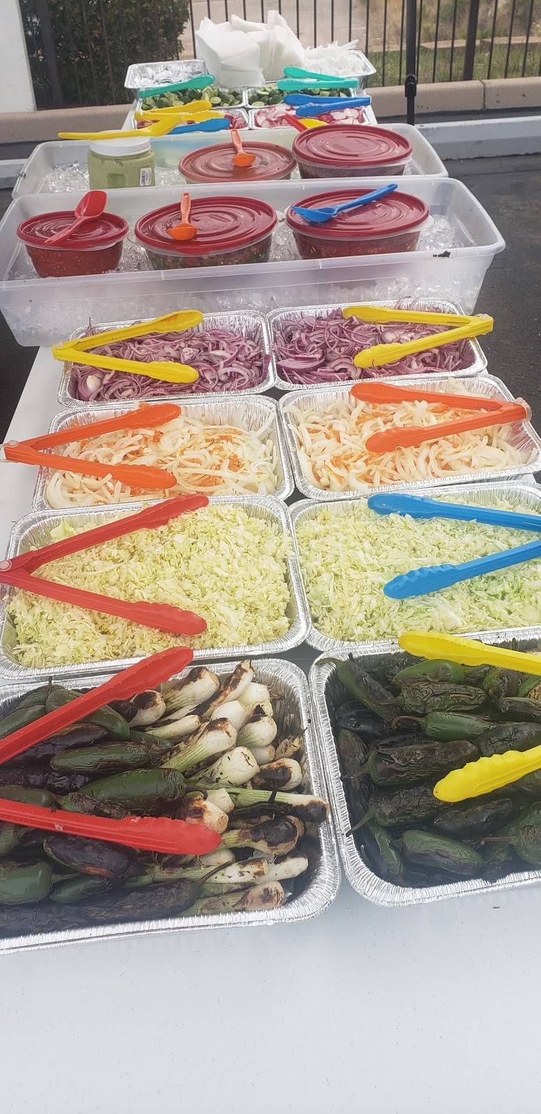 El Rio Mexican Food Truck | restaurant | 970 N Grand Ave, Nogales, AZ 85621, USA | 5203139066 OR +1 520-313-9066