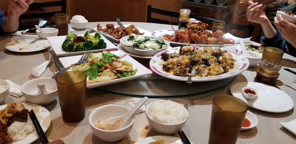 Hong Far Hong Kong Cafe 鴻發 | restaurant | 9425 Leslie St, Richmond Hill, ON L4B 3N7, Canada | 9057709236 OR +1 905-770-9236