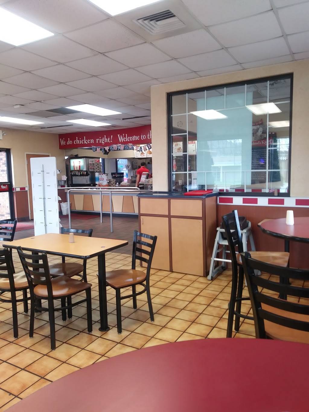 KFC | restaurant | 23-A Maccorkle Ave, St Albans, WV 25177, USA | 3047270446 OR +1 304-727-0446