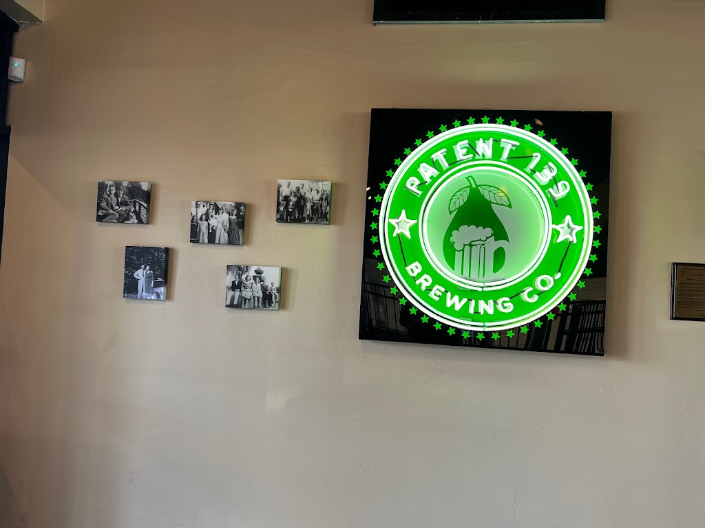 Patent 139 Brewing Co. | restaurant | 1949 W Ray Rd #11, Chandler, AZ 85224, USA | 4805977138 OR +1 480-597-7138