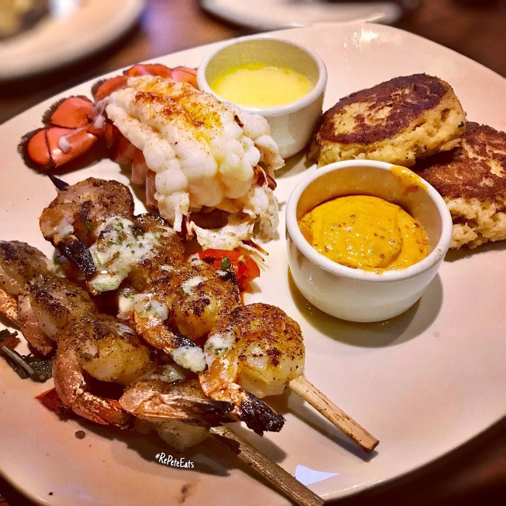 Outback Steakhouse | restaurant | 8625 W Sura Lane, Greenfield, WI 53228, USA | 4148171800 OR +1 414-817-1800