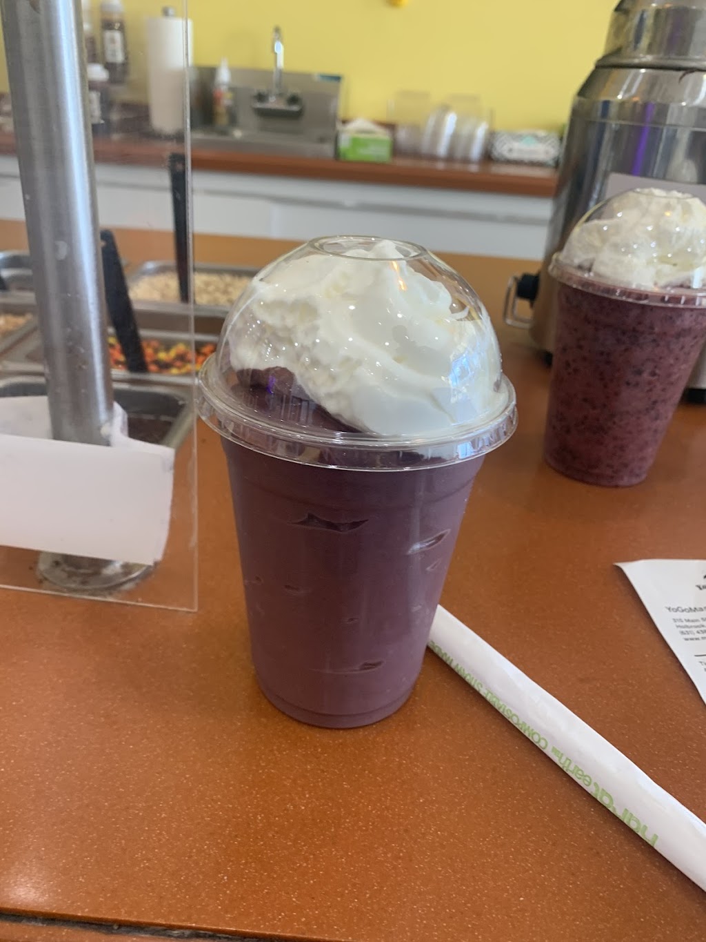 YoGoMania Frozen Yogurts, ACAI Bowls | restaurant | 315 Main St, Holbrook, NY 11741, USA | 6314380323 OR +1 631-438-0323