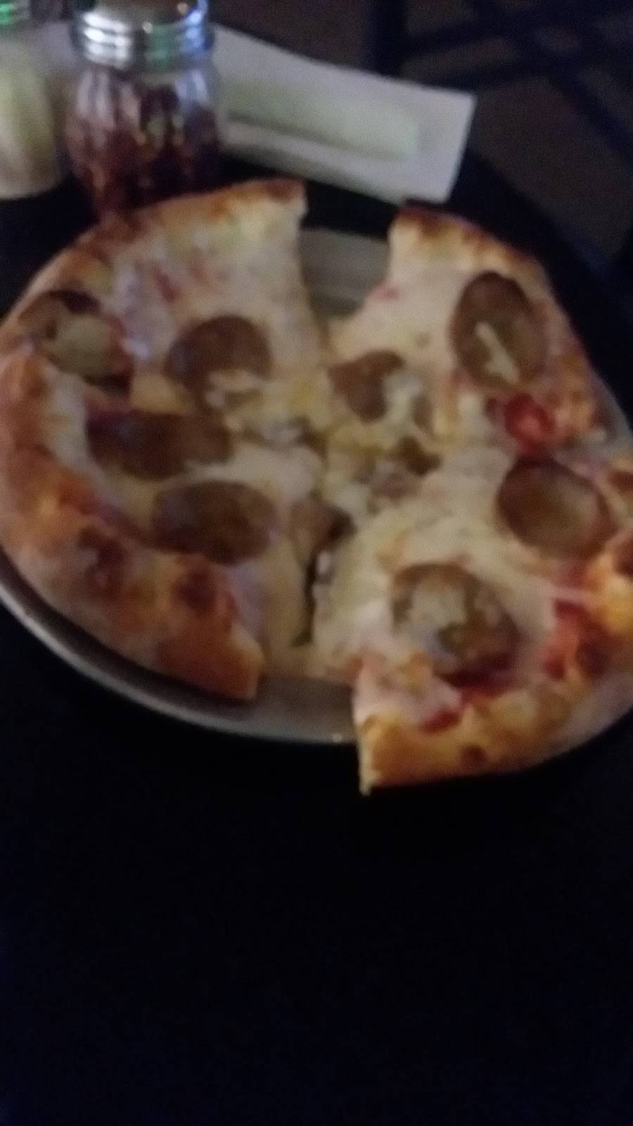 Rock Falls Tavern | restaurant | 2813 Hathaway Rd, Richmond, VA 23225, USA | 8042729470 OR +1 804-272-9470