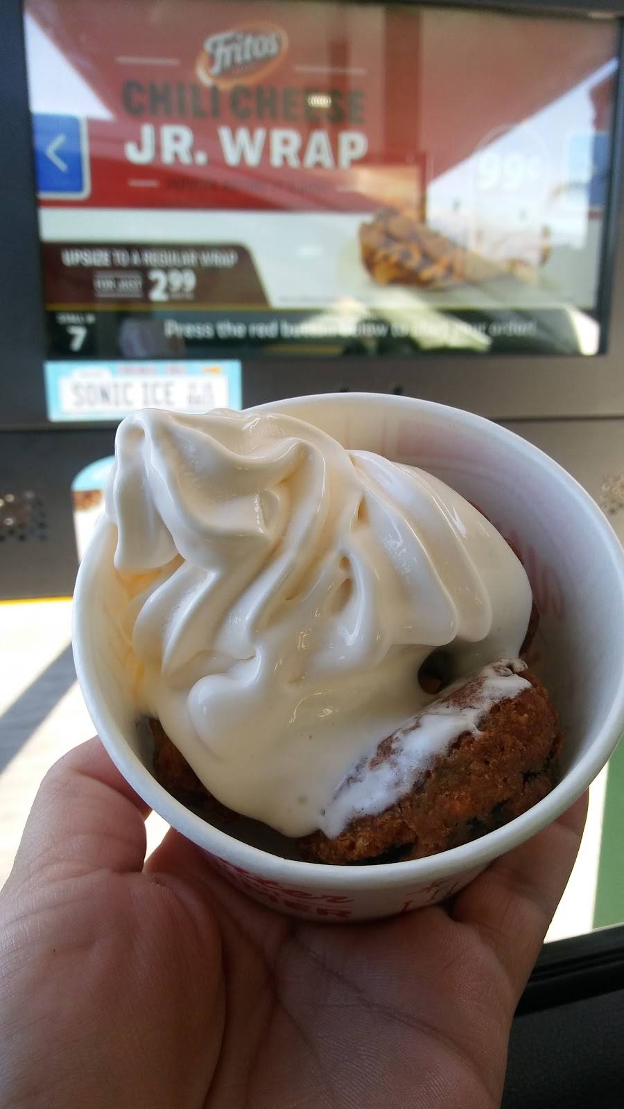 Sonic Drive-In | restaurant | 40 Rio Rancho Rd, Pomona, CA 91766, USA | 9098654728 OR +1 909-865-4728