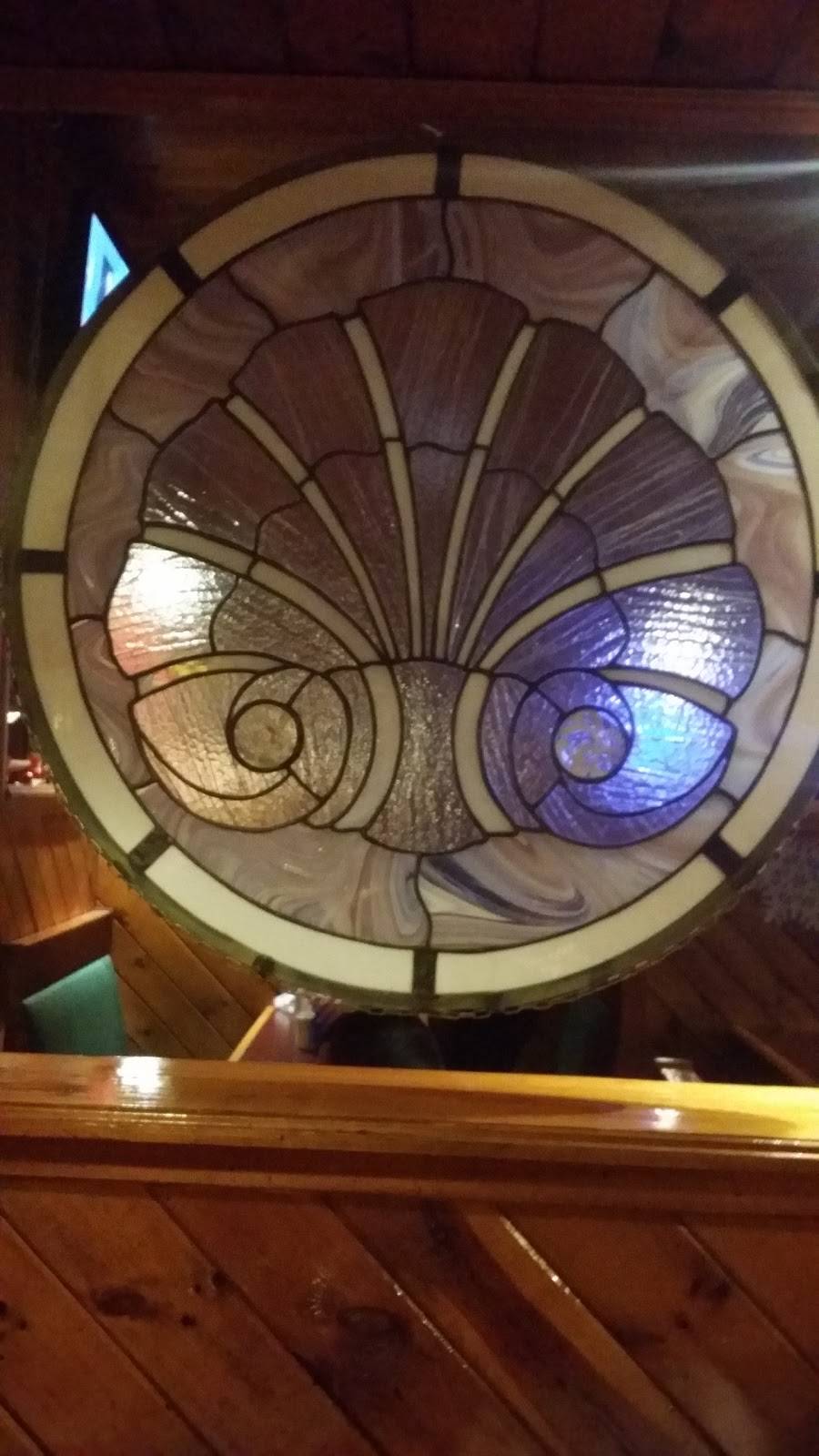 Charlies Place | restaurant | 3073 Cranberry Hwy, East Wareham, MA 02538, USA | 5082956656 OR +1 508-295-6656