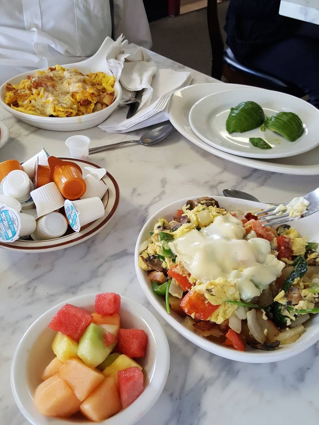 Goodys Kitchen | restaurant | 5665 Van Buren Boulevard ste a, Riverside, CA 92503, USA | 9513598701 OR +1 951-359-8701