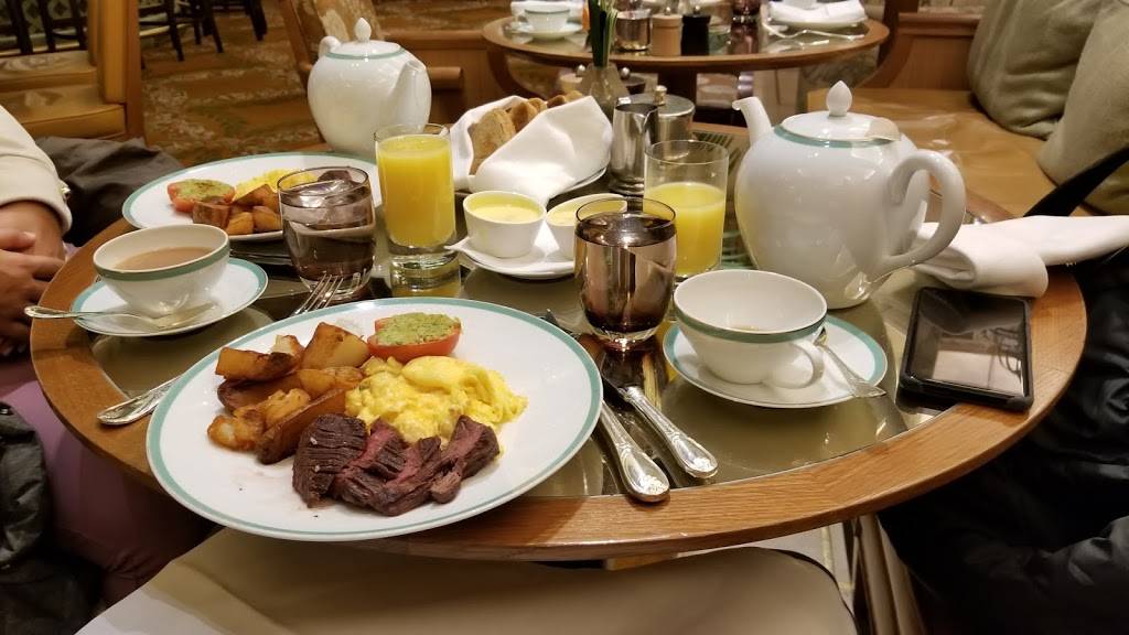 The Palm Court | restaurant | 768 5th Ave, New York, NY 10019, USA | 2125465300 OR +1 212-546-5300