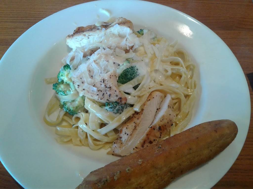 Applebees Grill + Bar | restaurant | 111 Airport Rd W, Fort Payne, AL 35968, USA | 2562735245 OR +1 256-273-5245