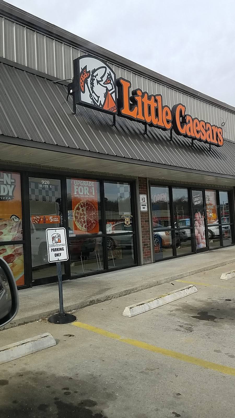 Little Caesars Pizza | meal takeaway | 920 S Neosho Blvd Ste. E, Neosho, MO 64850, USA | 4174514100 OR +1 417-451-4100