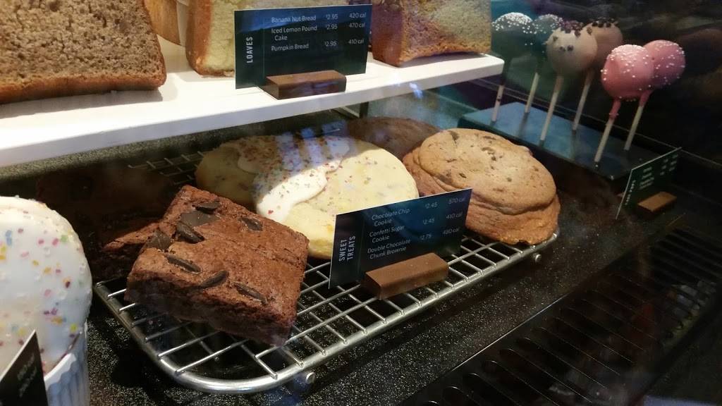 Starbucks | cafe | 1370 N Hamilton Rd, Columbus, OH 43230, USA | 6144754147 OR +1 614-475-4147