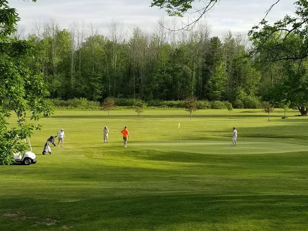 Grandview Bay Golf Course & The Lucy Goose Bar & Grill | restaurant | 9660, 444 Central Ave, Angola, NY 14006, USA | 7165494930 OR +1 716-549-4930