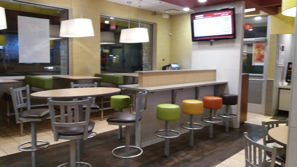 McDonalds | cafe | 40 N Bridge St, Chillicothe, OH 45601, USA | 7407721294 OR +1 740-772-1294