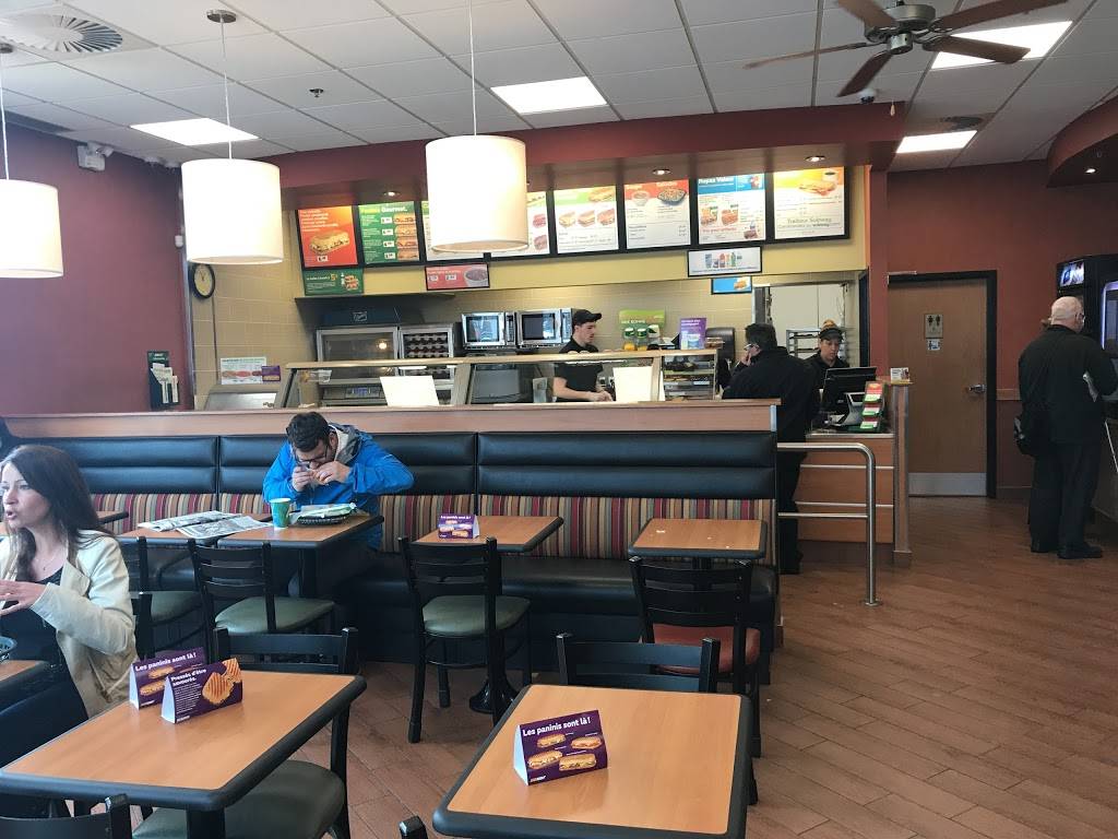 Subway | restaurant | Galeries de la Canardiere, 2485 Boulevard Sainte-Anne #56, Québec, QC G1J 1Y4, Canada | 4186669254 OR +1 418-666-9254