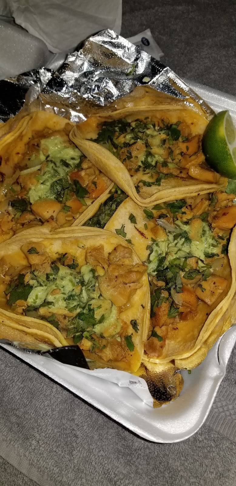 Tacos Sibilia | restaurant | 2722 NW 10th St, Oklahoma City, OK 73107, USA | 4058893233 OR +1 405-889-3233