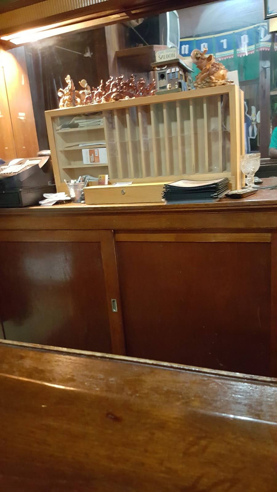 Long Branch Saloon | restaurant | 206 10th St, Worthington, MN 56187, USA | 5073766087 OR +1 507-376-6087