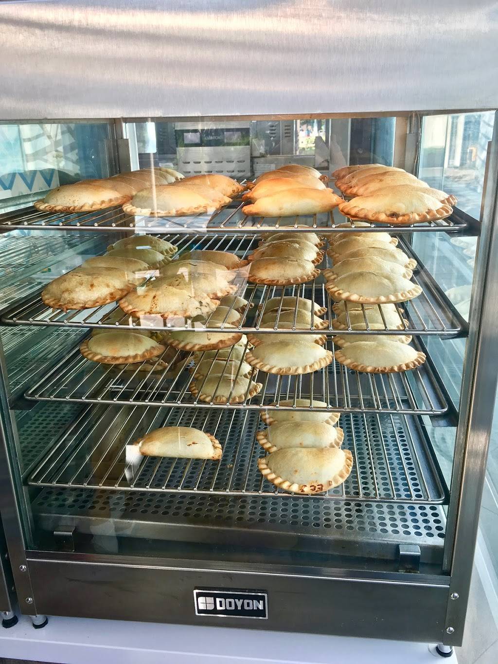 Paraná Empanadas | restaurant | 4545 La Jolla Village Dr Suite #9063, San Diego, CA 92122, USA | 8589003493 OR +1 858-900-3493