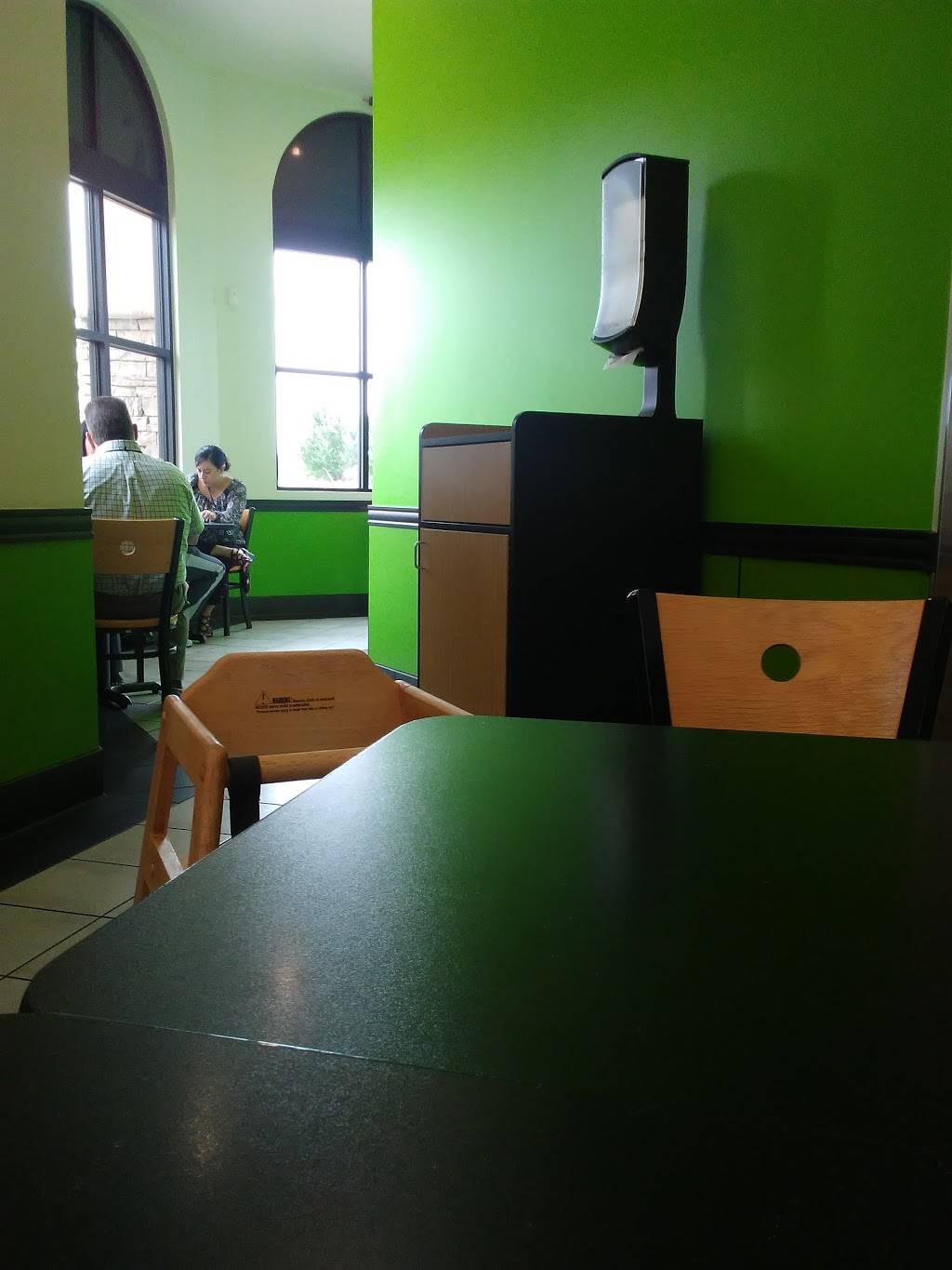 Flame Broiler | restaurant | 18975 Bear Valley Rd, Apple Valley, CA 92308, USA | 7609617100 OR +1 760-961-7100