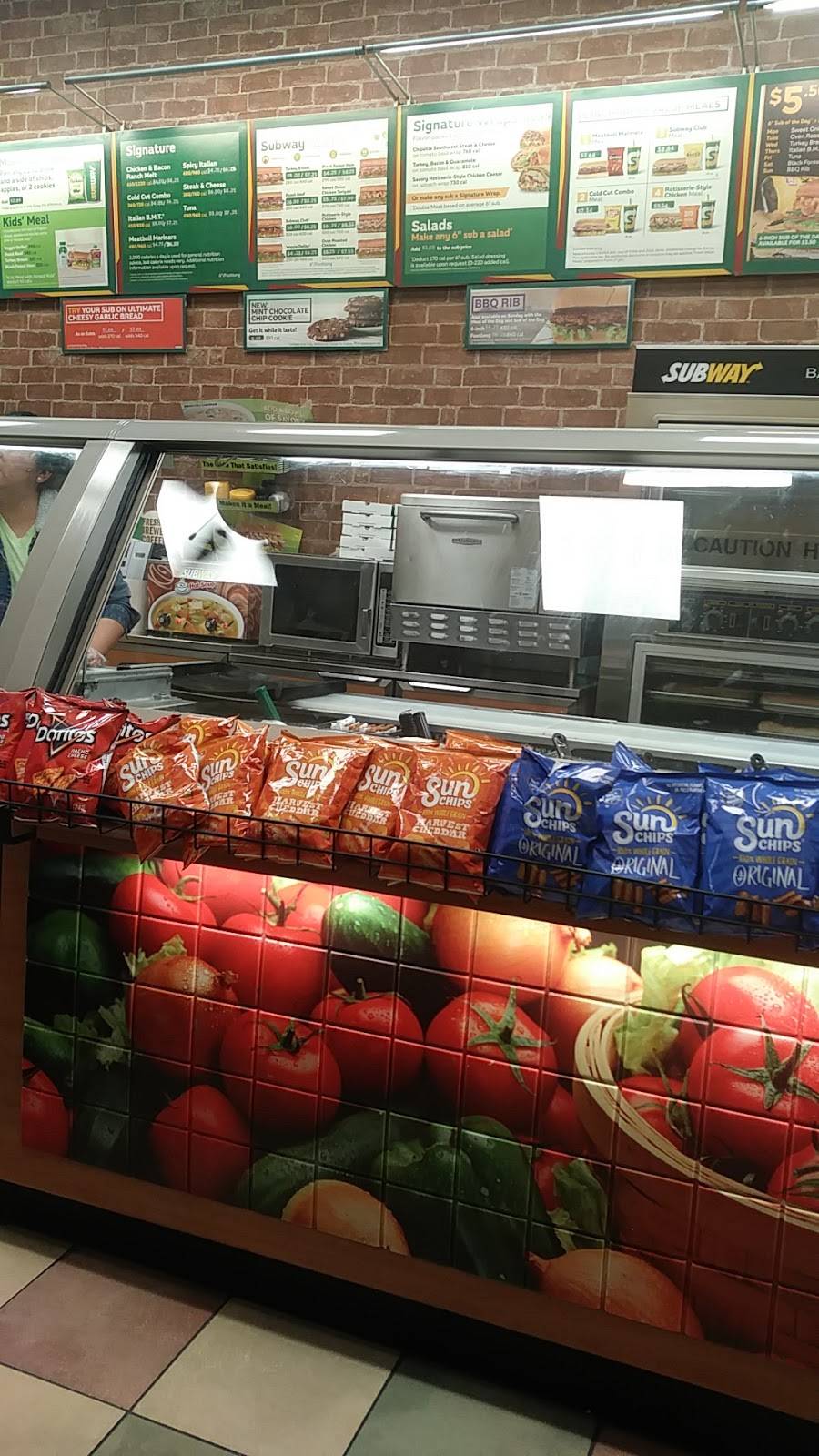 Subway | meal takeaway | 508 Washington Ave, Miami Beach, FL 33139, USA | 3055346633 OR +1 305-534-6633