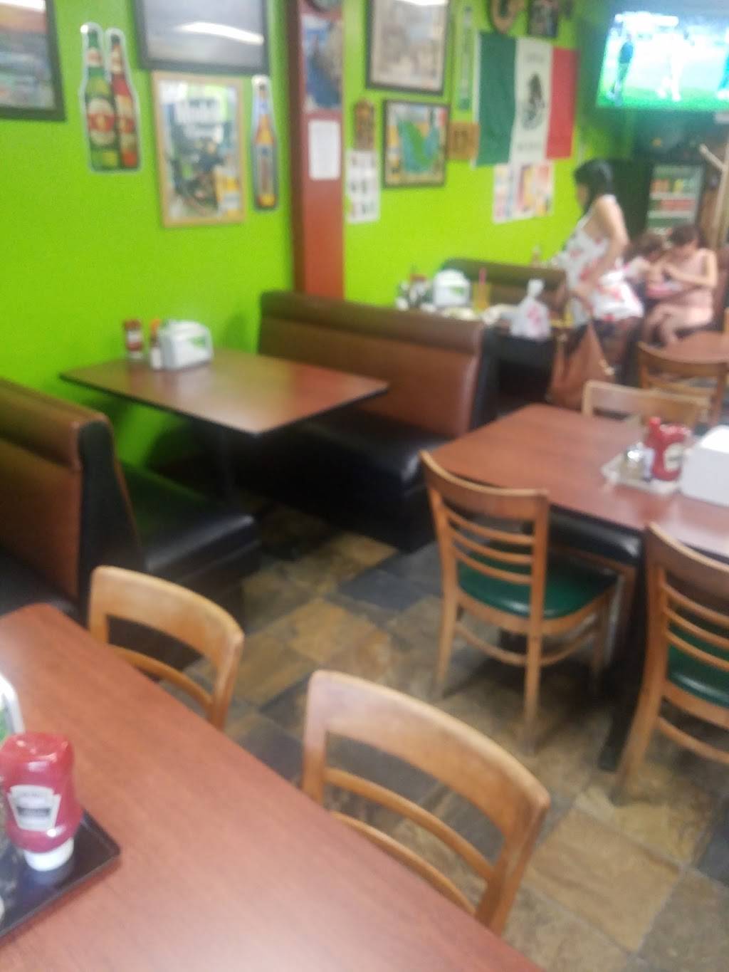 Restaurante Playa De Acapulco | restaurant | 10828 Atlantic Ave, Lynwood, CA 90262, USA | 3106353442 OR +1 310-635-3442