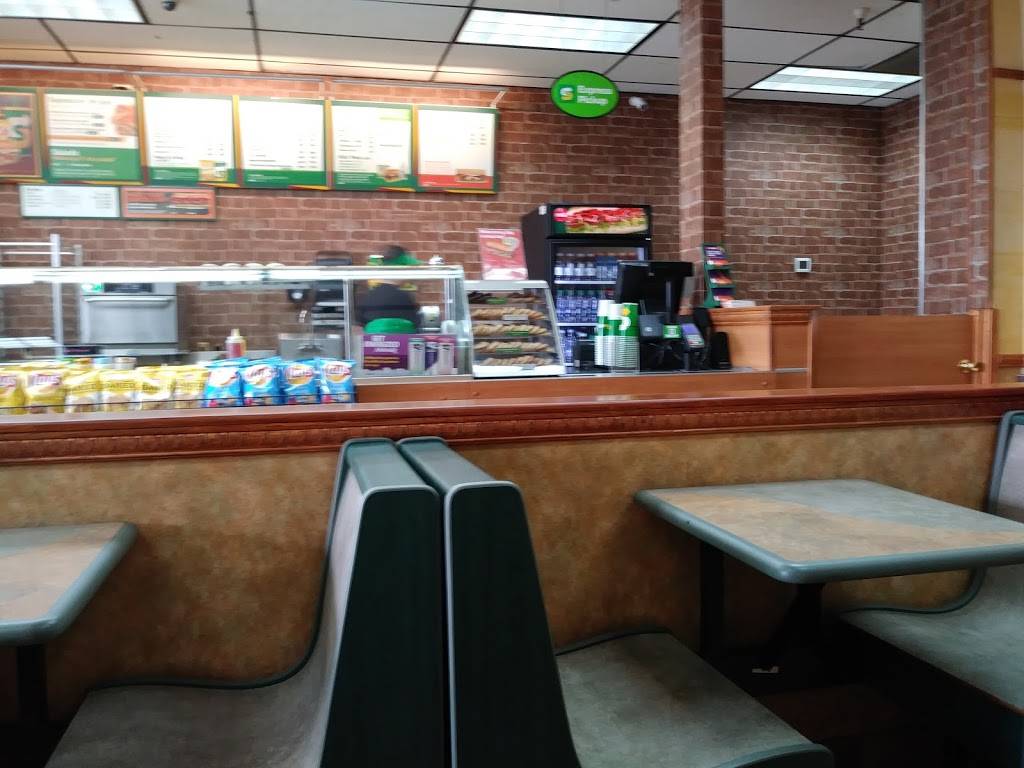Subway | meal takeaway | 1006 N Springbrook Rd, Newberg, OR 97132, USA | 5035388740 OR +1 503-538-8740