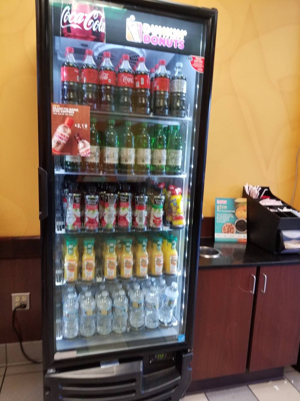 Dunkin | cafe | 1509 Chestnut St, Philadelphia, PA 19102, USA | 2156360910 OR +1 215-636-0910