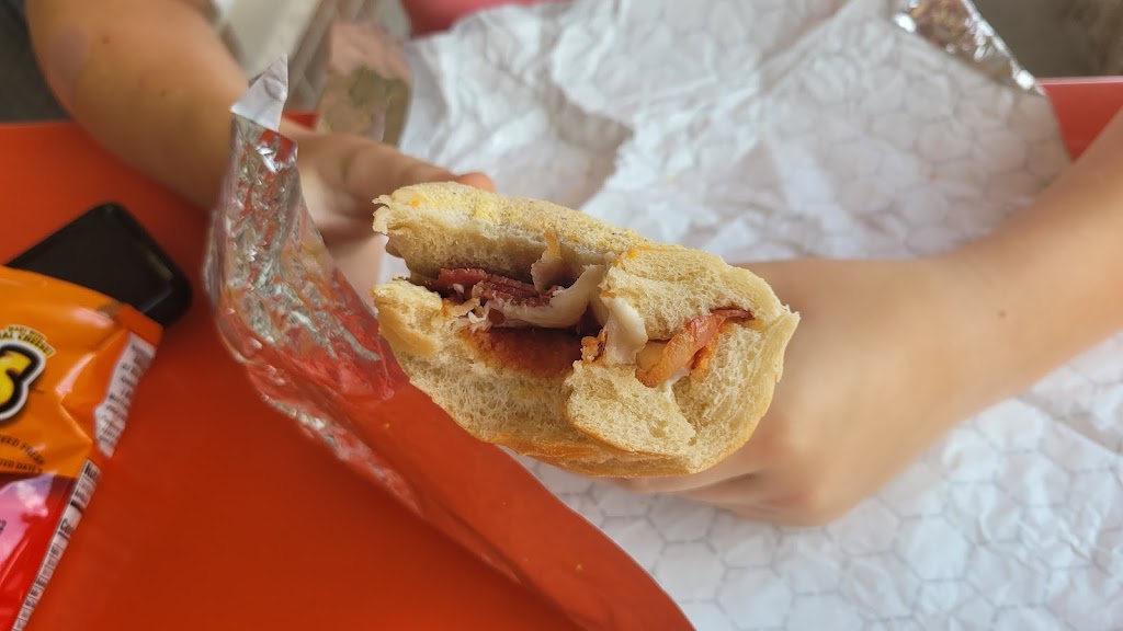 Phillez | restaurant | 1280 W Campus Dr, Wausau, WI 54401, USA | 7152406003 OR +1 715-240-6003