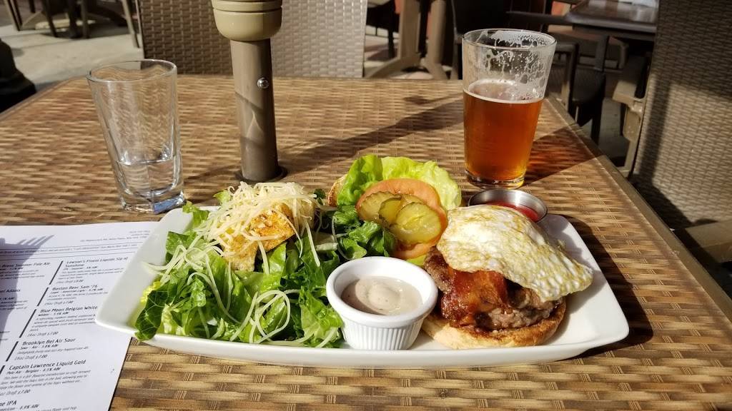 Ron Blacks Beer Hall | restaurant | 181 Mamaroneck Ave, White Plains, NY 10601, USA | 9143585811 OR +1 914-358-5811