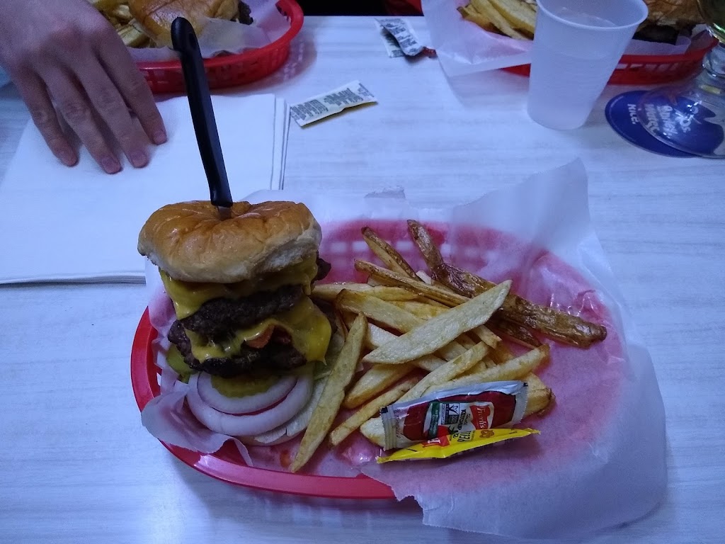 Star Bar | restaurant | 300 Spring St, Pueblo, CO 81003, USA | 7192994415 OR +1 719-299-4415