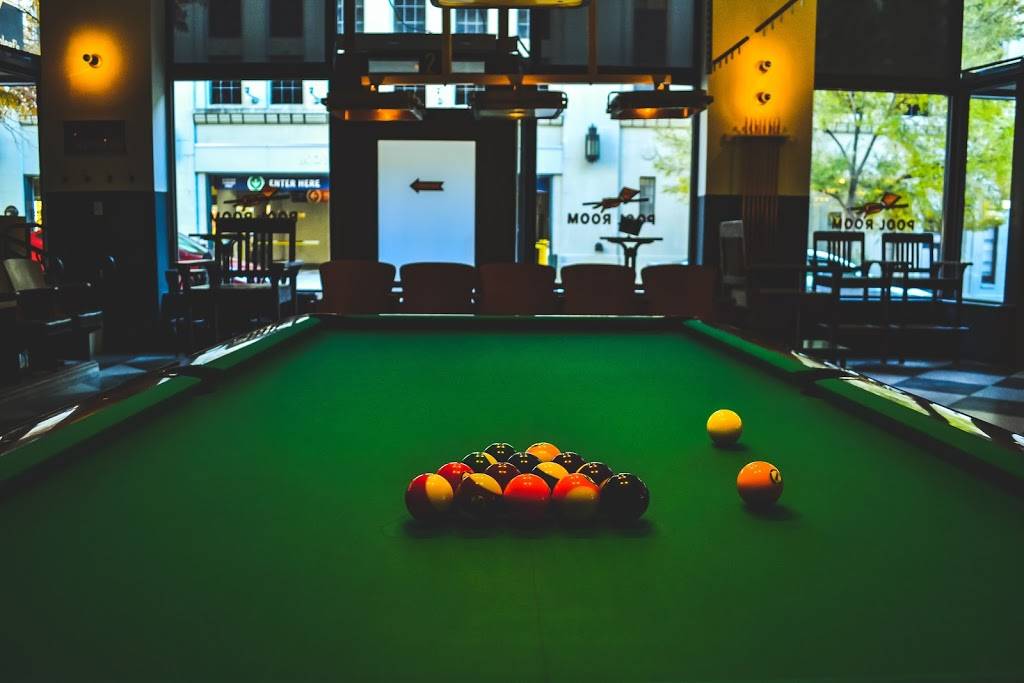 Greenleafs Pool Room | restaurant | 100 N 6th St, Richmond, VA 23219, USA | 8043037102 OR +1 804-303-7102