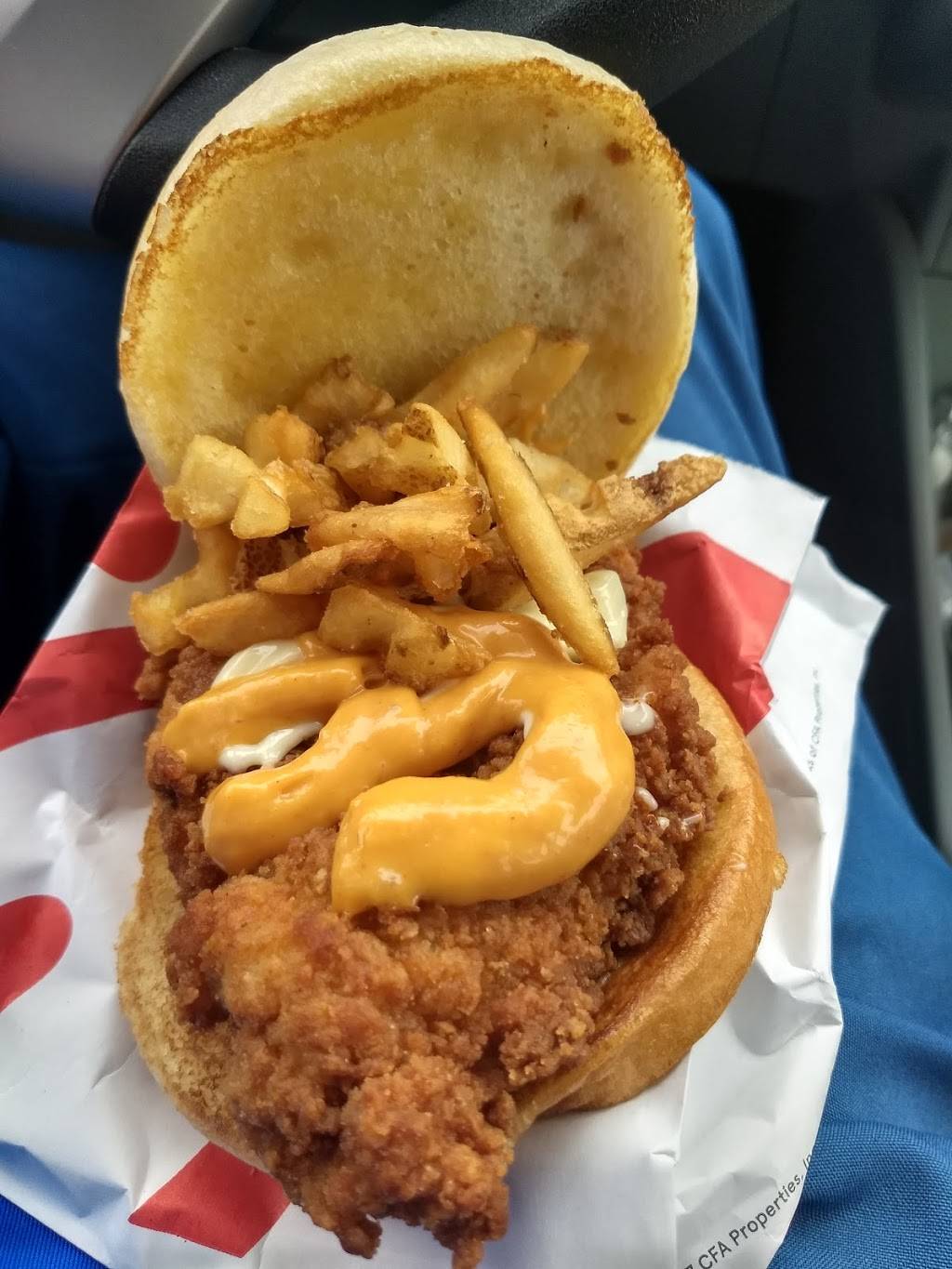 Chick-fil-A | restaurant | 3831 41st Ave Dr, Moline, IL 61265, USA | 3097971605 OR +1 309-797-1605