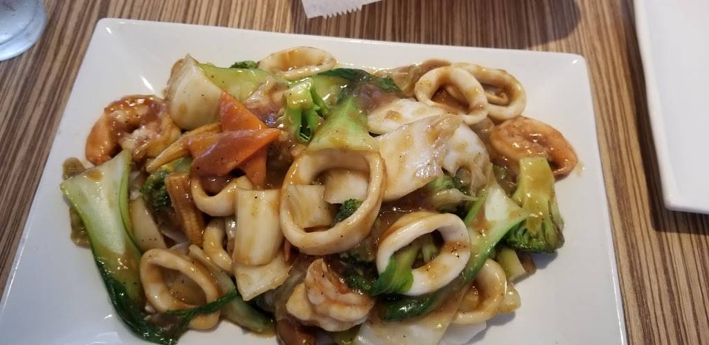 Basilic Vietnamese Grill | restaurant | 6592 W Atlantic Ave, Delray Beach, FL 33446, USA | 5612702951 OR +1 561-270-2951