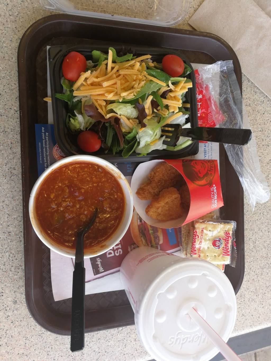 Wendys | restaurant | 1125 N Dixie Hwy, Monroe, MI 48162, USA | 7342425610 OR +1 734-242-5610