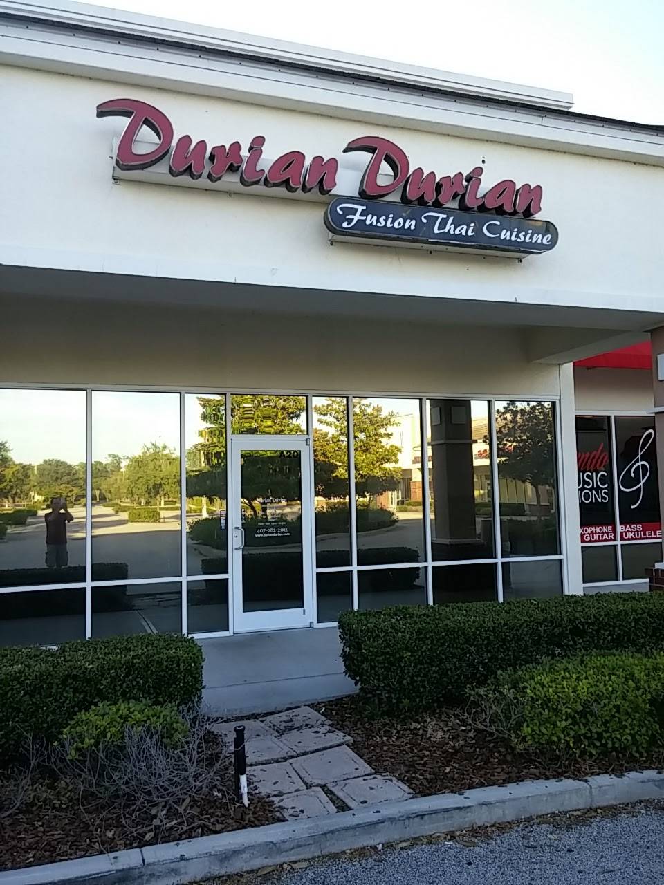 Durian Durian Fusion Thai Cuisine | restaurant | 10743 Narcoossee Rd A20, Orlando, FL 32832, USA | 4072822992 OR +1 407-282-2992