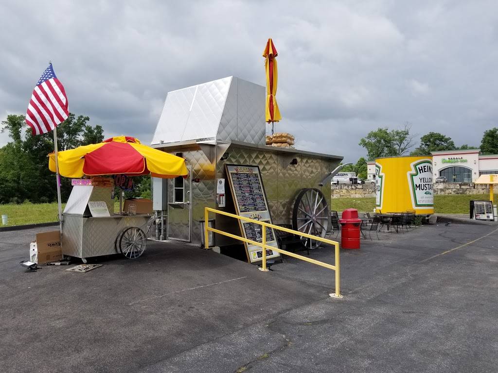 Hotdog Man | restaurant | 500 Stewart Cir, Washington, MO 63090, USA | 3142650688 OR +1 314-265-0688